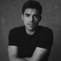 Book Sean Teale for your next corporate event, function, or private party.