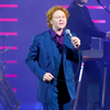 Book Mick Hucknall for your next event.